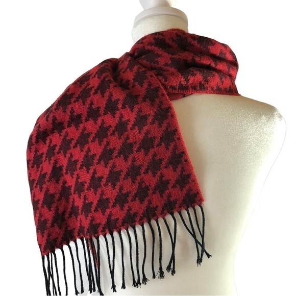 Scarf 54 inches long 11 inches wide Red Black Large Houndstooth Design - Picture 4 of 5